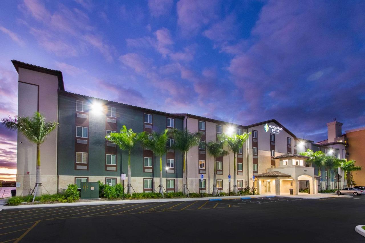 Woodspring Suites Miramar Exterior photo