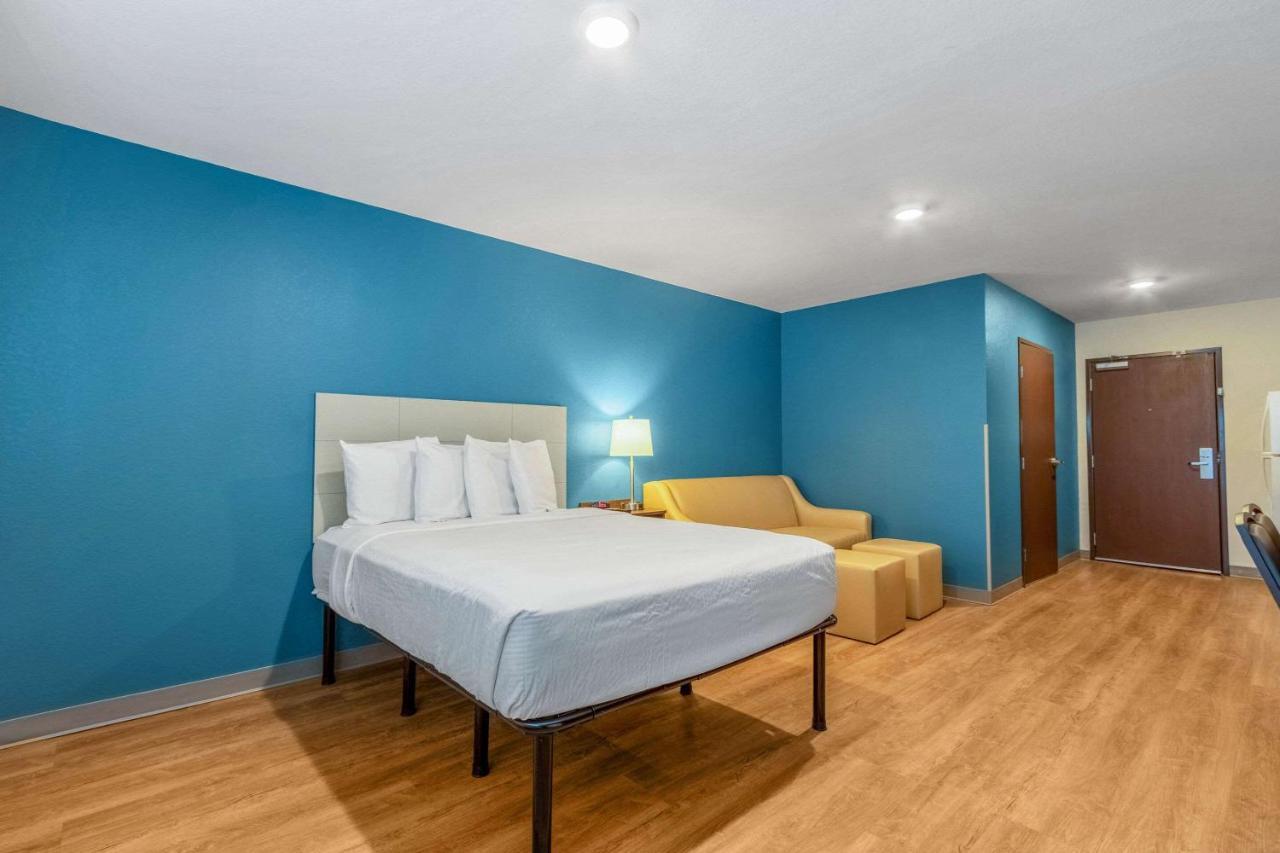 Woodspring Suites Miramar Exterior photo